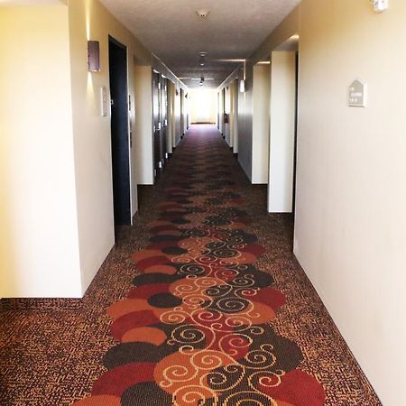 The Edgewood Hotel And Suites Fairbury Eksteriør billede