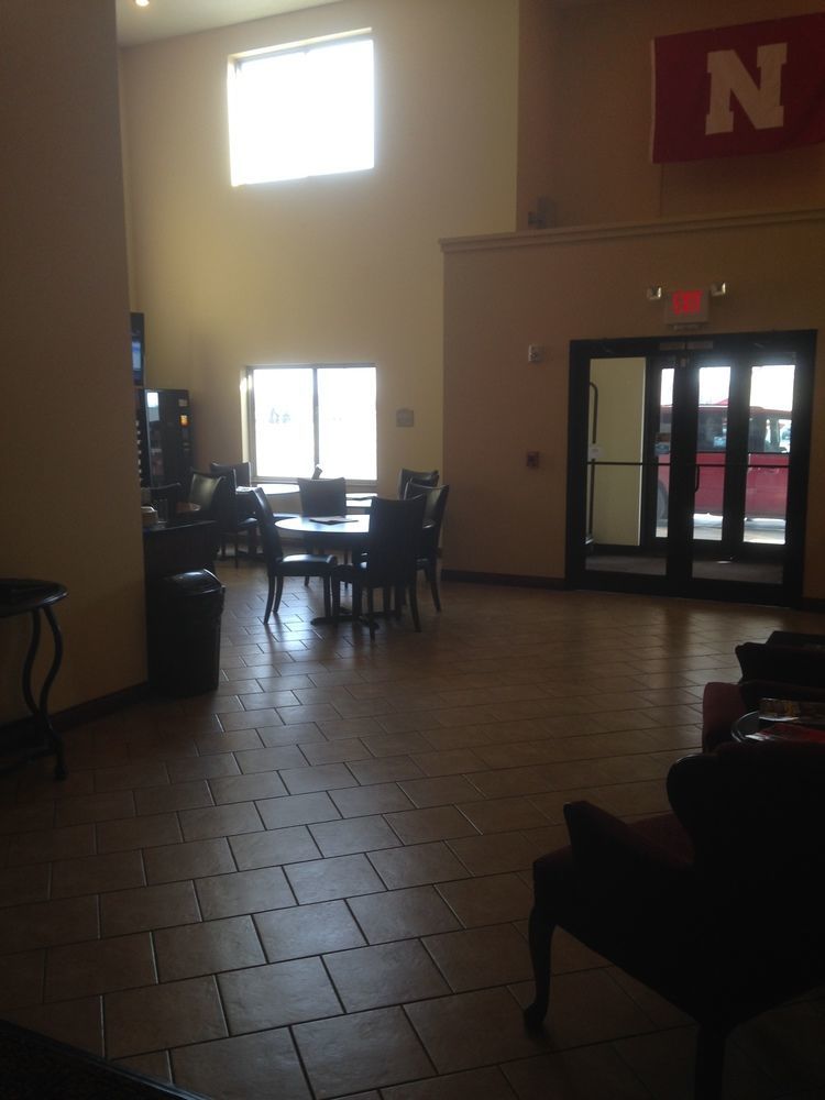 The Edgewood Hotel And Suites Fairbury Eksteriør billede